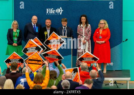 Glenrothes, Schottland. Juli 2024. Wahl im Vereinigten Königreich: Ken Gourlay, Wahlleiter für den Fife Council, gibt das Ergebnis der britischen Parlamentswahlen für den Wahlkreis North East Fife bekannt. Quelle: Tim Gray/Alamy Live News Stockfoto