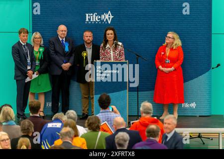 Glenrothes, Schottland. Juli 2024. Wahl im Vereinigten Königreich: Wendy Chamberlain wurde wiedergewählt, nachdem sie ihren Sitz im Wahlkreis North East Fife gewonnen hatte. Quelle: Tim Gray/Alamy Live News Stockfoto