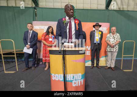 Southend on Sea, Großbritannien. Juli 2024. Bayo Alaba, Labour Party, gewinnt Southend East und Rochford für die Labour Party. Rochford and Southend East ist ein Wahlkreis, der seit 2005 im britischen Unterhaus durch Sir James Duddridge, ein Konservativer, vertreten wird. Penelope Barritt/Alamy Live News Stockfoto