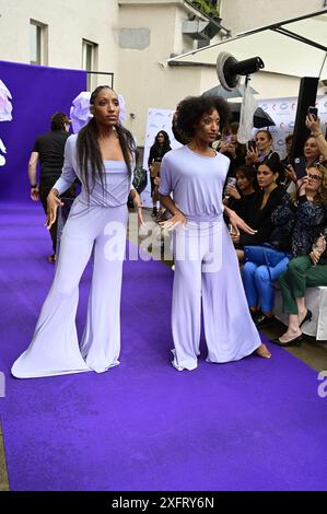 Model bei der Anja Gockel Fashionshow Berlin S25 'Let the Birds Fly' bei Anja Gockel Berlin/Paris44. Berlin, 02.07.2024 Stockfoto