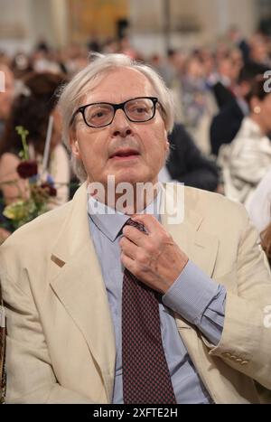 Rom, Verleihung des LXXVIII Strega-Preises im Nymphaeum Valle Giulia, Abbildung: Vittorio Sgarbi Credit: Independent Photo Agency Srl/Alamy Live News Stockfoto