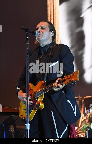 UK. Juli 2024. LONDON, ENGLAND - 4. JULI: Win Butler von Arcade Fire, der am 4. Juli 2024 in London auftritt. CAP/MAR © MAR/Capital Pictures Credit: Capital Pictures/Alamy Live News Stockfoto