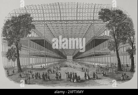 London, England. Universal Exhibition 1851 in London (1. Mai bis 15. Oktober). Es war im „Crystal Palace“ untergebracht, einem Gebäude, das von Sir Joseph Paxton (1803–1865) entworfen wurde. Allgemeiner Blick auf die Mitte des Gebäudes, aus Gusseisen und Glas gebaut. Kupferstich von Cabanach. „Los Héroes y las Grandezas de la Tierra“ (die Helden und die Grandeure der Erde). Band VIII. 1856. Stockfoto