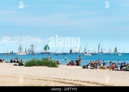 Windjammer Parade, Kieler Woche 2024, Falkenstein Beach, Kiel, Kieler Fjord, Falkenstein Beach, Kiel, Schleswig-Holstein, Deutschland, Stockfoto