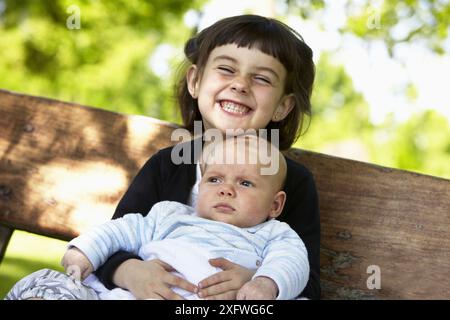 Schwester und Bruder Stockfoto