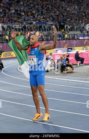 Lamont Marcell Jacobs, 100 m und 4 x 100 m Staffel-Goldmedaille bei den Leichtathletik-Europameisterschaften Roma 2024, Olympiastadion, Rom, Italien Stockfoto