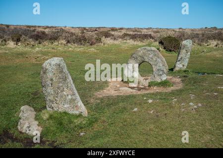 MEN-an-Tol, Neolithikum oder Bronzezeit Monument, Cornwall, England, Großbritannien. März 2018. Stockfoto