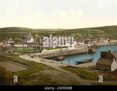 Portpatrick, Hafendorf im äußersten Westen der Council Area von Dumfries und Galloway in Schottland / Port Patrick aus Südwesten, Schottland, Hist Stockfoto