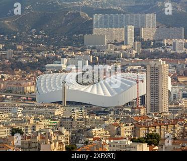 Marseille, Frankreich - 31. Januar 2016: Orange Velodrome Stadium Structure Sportstätte am Wintertag. Stockfoto