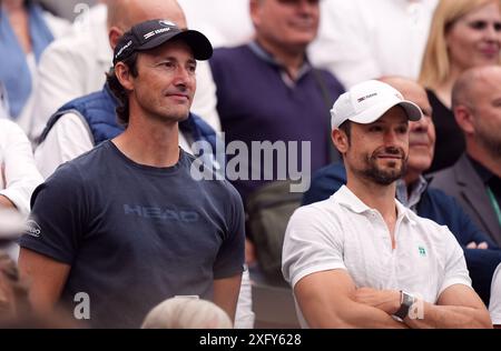 Carlos Alcaraz Trainer Juan Carlos Ferrero am fünften Tag der Wimbledon Championships 2024 im All England Lawn Tennis and Croquet Club in London. Bilddatum: Freitag, 5. Juli 2024. Stockfoto