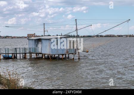 Italien, Emilia Romagna, Viertel Ferrara, Parco del Delta del Po, Comacchio, Fischerhaus in der Lagune der Täler von Comacchio, Fischerhaus Stockfoto