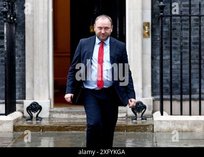 Der Labour-Abgeordnete Ian Murray verlässt die Downing Street 10 in London, nachdem er nach dem Erdrutschsieg für die Labour Party zum Secretary of State für Schottland ernannt wurde. Bilddatum: Freitag, 5. Juli 2024. Stockfoto