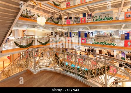 La Samaritaine, luxuriöses Kaufhaus zur Weihnachtszeit, Paris, Ile de France, Frankreich Stockfoto