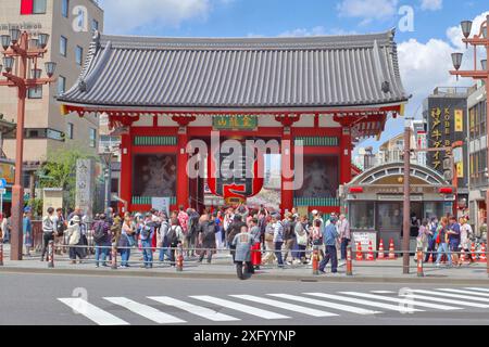 Kaminarimon-Tor des Senso-JI in Asakusa, Tokio Stockfoto