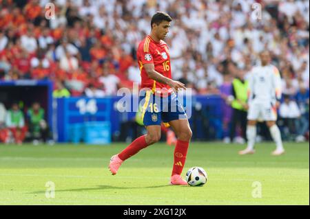 Stuttgart, Deutschland. Juli 2024. Stuttgart, 5. Juli 2024: Rodri (16 Spanien) beim Viertelfinalspiel der UEFA EURO 2024 zwischen Spanien und Deutschland in der Stuttgart Arena. (Sven Beyrich/SPP) Credit: SPP Sport Press Photo. /Alamy Live News Stockfoto