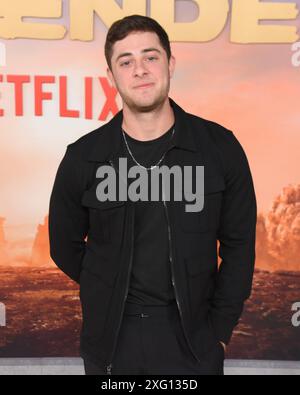 Hollywood, USA - 15. Februar 2024: Jaren Lewison nimmt an der Premiere von Netflix's Avatar the Last Airbender Teil. Stockfoto