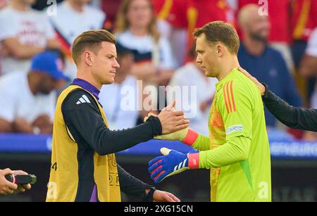 Manuel NEUER, DFB 1 Torwart, Sad, Marc-Andre ter STEGEN, DFB 22 nach dem Viertelfinalspiel DEUTSCHLAND - SPANIEN 1-2 der UEFA-Europameisterschaften 2024 am 5. Juli 2024 in Stuttgart. Fotograf: Peter Schatz Credit: Peter Schatz/Alamy Live News Stockfoto