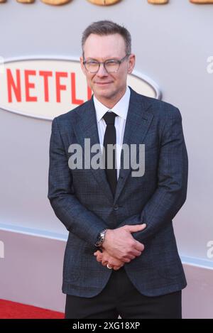 Hollywood, USA - 30. April 2024: Christian Slater nimmt an der Premiere von Netflix's Unfrosted Teil. Stockfoto