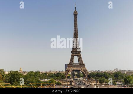 Landschaftlich reizvolle Aussicht auf den Eiffelturm in Frankreich Stockfoto