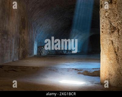 Gewölbe in der Festung St. Nikolaus in Sibenik, Kroatien Stockfoto