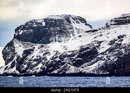 Geologische Formationen rund um Livingston Island, Antarktische Halbinsel, Samstag, 18. November 2023.Foto: David Rowland / One-Image.com Stockfoto