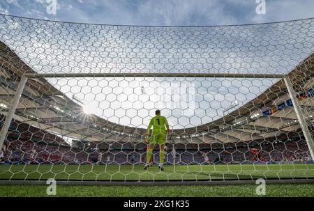 Stuttgart. Juli 2024. Der deutsche Torhüter Manuel neuer tritt am 5. Juli 2024 im Viertelfinale der UEFA Euro 2024 in Stuttgart an. Quelle: Bai Xuefei/Xinhua/Alamy Live News Stockfoto