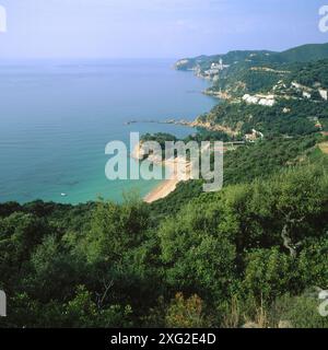 Küste zwischen Tossa de Mar und Sant Feliu. Costa Brava, Provinz Girona, Spanien Stockfoto