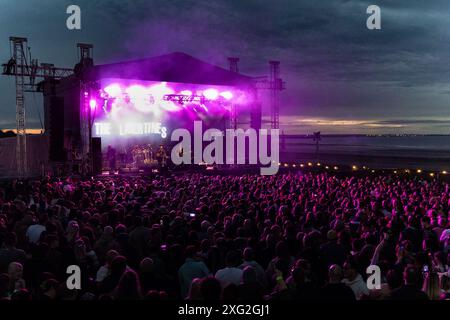 Redcar, Großbritannien - die Libertines treten am 5. Juli 2024 im On the Beach Live at Majuba Beach in Redcar auf. Foto: Jill O'Donnell/Alamy Live News Stockfoto