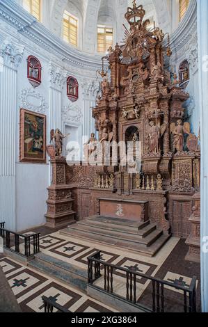 06 09 2009 Vintage Old Interieurs der St. Cajetan Church oder Church of Divine Providence, Old Goa India Asia. Stockfoto