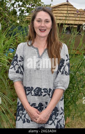 1. Juli 2024. East Molesey, Surrey, Großbritannien. Ruth Gemmell beim RHS Hampton Court Palace Garden Festival 2024. Sue Andrews/Alamy. Stockfoto