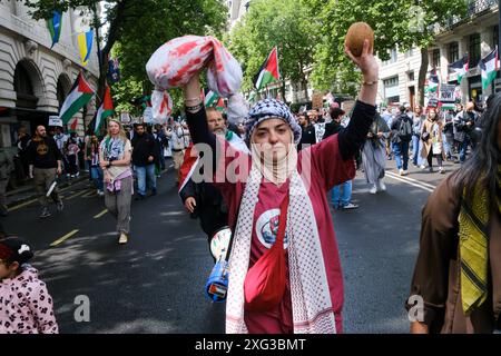 London, Großbritannien. Juli 2024. Freier palästinensermarsch durch das Zentrum Londons. Quelle: Matthew Chattle/Alamy Live News Stockfoto