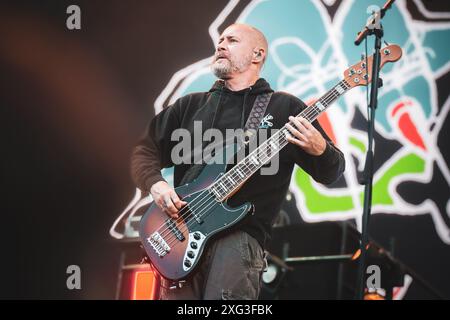 DÄNEMARK COPENAGHEN, COPENHELL FESTIVAL 19. JUNI: SAM RIVERS. Bassit der amerikanischen Nu-Metal-Band Limp Bizkit, live auf der Bühne beim Copenhell Festival 2024 Stockfoto