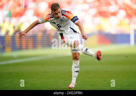 Stuttgart, Deutschland. Juli 2024. Joshua Kimmich aus Deutschland während des Spiels der UEFA Euro 2024 zwischen Spanien und Deutschland. Das Viertelfinale fand am 5. Juli 2024 im Stadion Stuttgart statt. (Foto: Sergio Ruiz/PRESSINPHOTO) Credit: PRESSINPHOTO SPORTS AGENCY/Alamy Live News Stockfoto