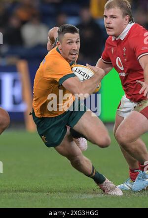 Sydney, Australien. Juli 2024. Jake Gordon vom australischen Rugbyteam der Männer wird während des Spiels der Männer Rugby International zwischen Australien und Wales im Allianz Stadium in Aktion gesehen. Endpunktzahl; Australien 25:16 Wales. Quelle: SOPA Images Limited/Alamy Live News Stockfoto