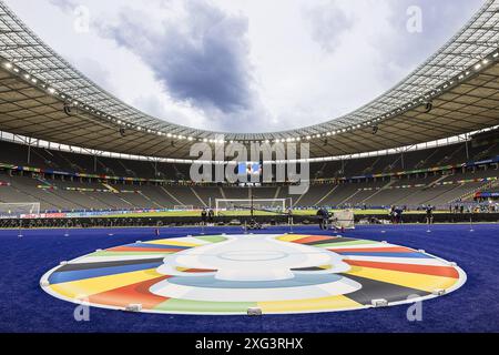 BERLIN, 06.07.2024, Olympiastadion , Fußball-Europameisterschaft Euro2024, Viertelfinalspiel Nr. 47 zwischen den Niederlanden und Turkiye . Überblick über das Stadion. Stockfoto