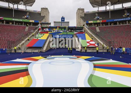 BERLIN, 06.07.2024, Olympiastadion , Fußball-Europameisterschaft Euro2024, Viertelfinalspiel Nr. 47 zwischen den Niederlanden und Turkiye . Überblick über das Stadion. Stockfoto