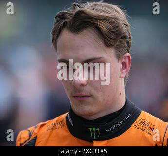 Silverstone Circuit, Northamptonshire, Großbritannien. Juli 2024. Formel 1 2024 Qatar Airways Grand Prix von British F1; Qualifikationstag; Oscar Piastri, McLaren Credit: Action Plus Sports/Alamy Live News Stockfoto