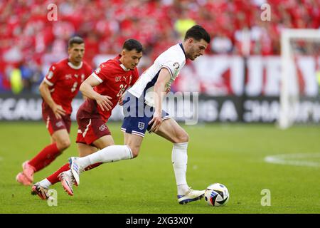 Düsseldorf, Deutschland. Juli 2024. DÜSSELDORF, Düsseldorf Arena, 06-07-2024, Fußball-Europameisterschaft Euro2024, Achtelfinale Spiel Nr. 48 zwischen England und der Schweiz, England Spieler Declan Rice Credit: Pro Shots/Alamy Live News Stockfoto