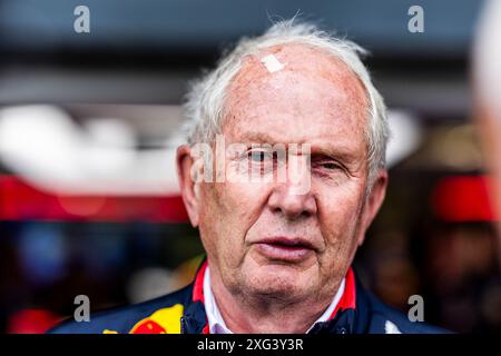 Silverstone, Towcester, Großbritannien. Juli 2024. Helmut Marko (AUT Oracle Red Bull Racing Consultant während des Free Practice 3 am 3. Tag, samstag, 6. Juli 2024 des Formel 1 Qatar Airways British Grand Prix 2024, der vom 5. Juli bis 7. Juli 2024 auf der silverstone-Strecke stattfinden soll. Credit: Alessio de Marco/Alamy Live News Stockfoto