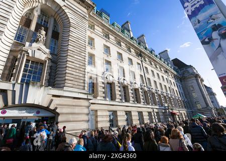 Großbritannien, England, London, County Hall (London Sea Life Aquarium und London Eye Ticket Office) Stockfoto