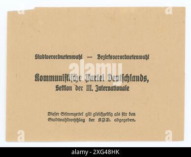 Stimmzettel/ Wahlzettel der Reichstagswahl 1920 - die Reichstagswahl vom 6. Juni 1920 war die zweite Wahl während der Weimarer Republik und die erste zu einem regulären Deutschen Reichstag. Die Bundestagswahl 1920 fand am 6. Juni 1920 zur Wahl des ersten Reichstags der Weimarer Republik statt. Sie folgte der im Januar 1919 gewählten Weimarer Nationalversammlung, die die republikanische Verfassung ausgearbeitet und ratifiziert hatte. Stockfoto