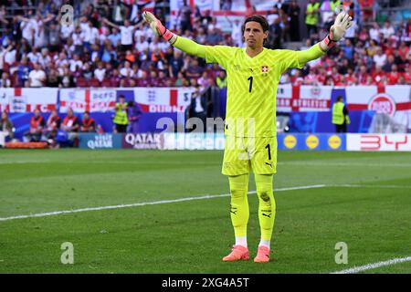 Fussball UEFA EURO 2024 Viertelfinale England - Schweiz am 06.07.2024 in der Düsseldorf Arena in Düsseldorf Yann Sommer ( Schweiz ) Foto: Revierfoto Credit: ddp Media GmbH/Alamy Live News Stockfoto