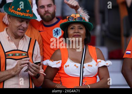 Berlin, Deutschland. Juli 2024. BERLIN, DEUTSCHLAND - 6. JULI: Holland-Unterstützer beim Viertelfinalspiel der UEFA EURO 2024 zwischen den Niederlanden und Turkiye im Olympiastadion am 6. Juli 2024 in Berlin. (Foto von Andre Weening/Orange Pictures) Credit: Orange Pics BV/Alamy Live News Stockfoto