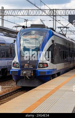 4. Juli 2024 Lublin Polen. Bahnhof an einem sonnigen Sommertag. Stockfoto