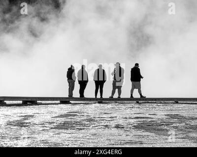 Der Yellowstone-Nationalpark liegt auf einem riesigen Supervulkan und beherbergt außergewöhnliche Thermalanlagen Stockfoto