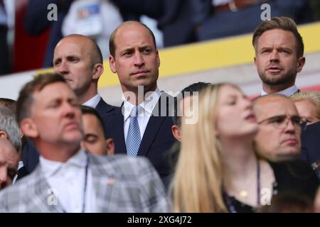 Düsseldorf, Deutschland. Juli 2024. William, Prinz von Galles während des Fußballspiels der Euro 2024 im Viertelfinale zwischen England und der Schweiz im Düsseldorfer Arena Stadium in Düsseldorf (Deutschland), 6. Juli 2024. Quelle: Insidefoto di andrea staccioli/Alamy Live News Stockfoto