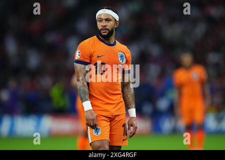 Berlin, Deutschland. Juli 2024. Memphis Depay (Niederlande) während des Spiels der UEFA Euro 2024 zwischen den Niederlanden und Turkiye. Das Viertelfinale wurde am 6. Juli 2024 im Olympiastadion in Berlin ausgetragen. (Foto: Bagu Blanco/PRESSINPHOTO) Credit: PRESSINPHOTO SPORTS AGENCY/Alamy Live News Stockfoto