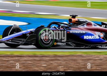 NORTHAMPTONSHIRE, VEREINIGTES KÖNIGREICH. Juli 24. Alexander Albon (Thailand) von Williams Racing Action in der heutigen dritten Trainingssession während des Grand Prix 2024 von Qatar Airways auf dem Silverstone Circuit am Samstag, den 06. Juli 2024 in NORTHAMPTONSHIRE, ENGLAND. Quelle: Taka G Wu/Alamy Live News Stockfoto