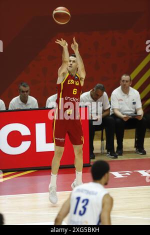 VALENCIA, SPANIEN, 6. Juli 2024, Xavi Lopez Arostegui aus Spanien während des Olympischen Qualifikationsturniers der FIBA gegen Finnland, Credit Eduardo Ripoll. Stockfoto