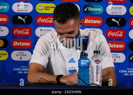 MIAMI, FLORIDA - 28. JUNI: Deutsche Pezzella von Argentinien während der Pressekonferenz im Hard Rock Stadium. (Foto von Eurasia Sport Images) Stockfoto